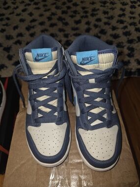Nike Kids High-Top Sneakers in Blue and White with Light Blue Tongue